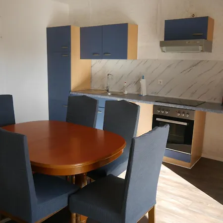 Mit Terrasse - 10 Minuten Von Templin